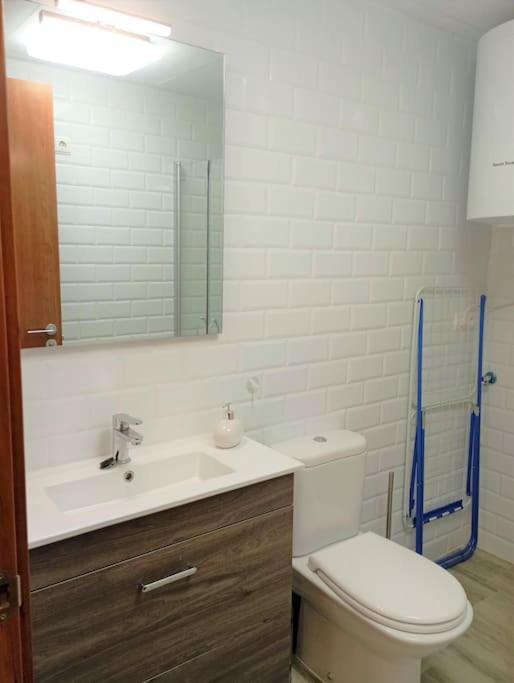 Apartamento En Primera Linea De Mar Roses Exterior foto