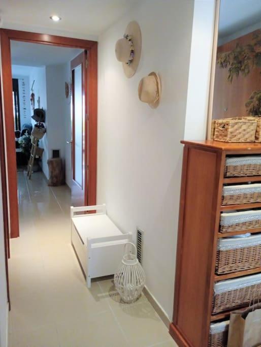 Apartamento En Primera Linea De Mar Roses Exterior foto