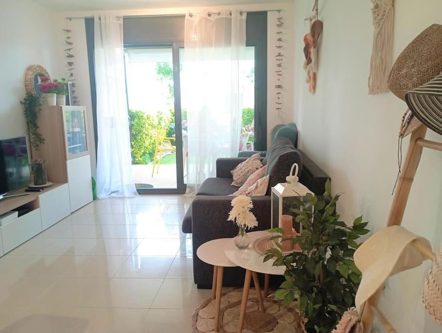 Apartamento En Primera Linea De Mar Roses Exterior foto